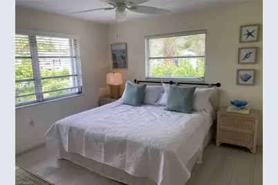 660 Regatta Rd, Naples, FL 34102 - Photo 12