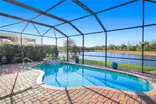 12639 Kinross Ln, Naples, FL 34120 - Photo 32