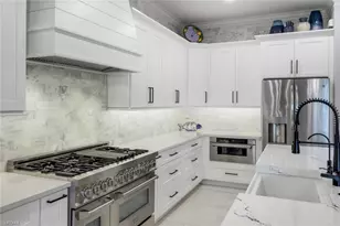 12639 Kinross Ln, Naples, FL 34120 - Photo 14