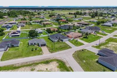 1013 NE 39th Ter, Cape Coral, FL 33909 - Photo 40