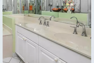 1000 L Ambiance Cir #201, Naples, FL 34108 - Photo 12