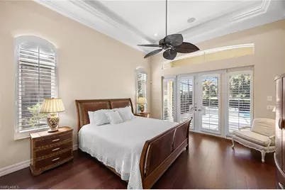 9030 Shenendoah Cir, Naples, FL 34113 - Photo 14