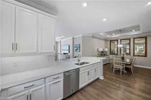 8012 Calle Canovas Ct, Naples, FL 34114 - Photo 10