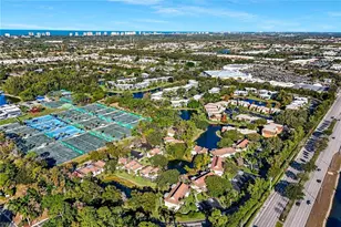 11 Bobolink Ct, Naples, FL 34105 - Photo 10
