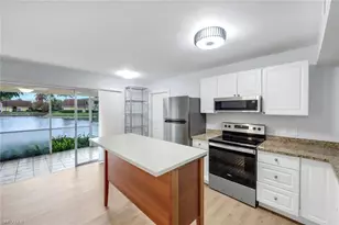 11 Bobolink Ct, Naples, FL 34105 - Photo 2