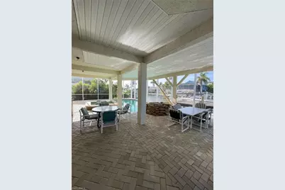 405 Cristobal St, Naples, FL 34113 - Photo 8
