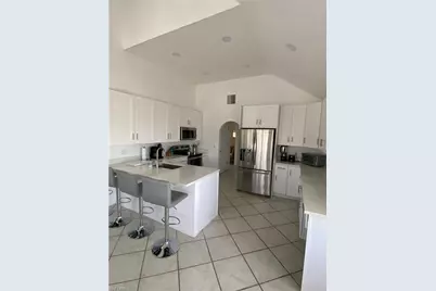 405 Cristobal St, Naples, FL 34113 - Photo 16