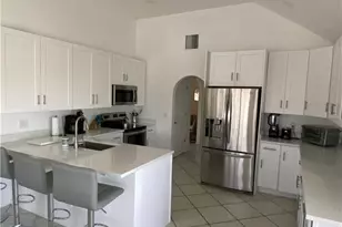 405 Cristobal St, Naples, FL 34113 - Photo 16