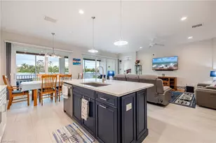 2555 Seychelles Dr, Naples, FL 34112 - Photo 12