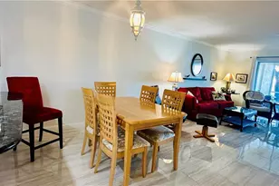 7824 Emerald Cir, Naples, FL 34109 - Photo 6