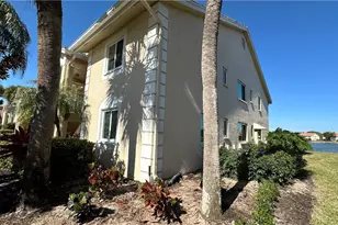 7824 Emerald Cir, Naples, FL 34109 - Photo 40