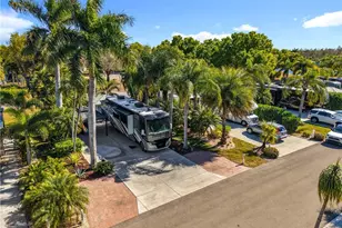 10074 Parkwood Dr, Fort Myers, FL 33905 - Photo 6