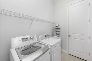 1402 Redona Wy, Naples, FL 34113 - Photo 22