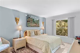 864 Gulf Pavilion Dr, Naples, FL 34108 - Photo 16