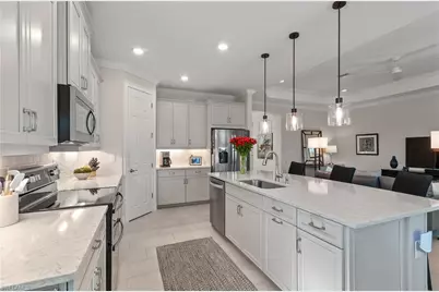 28137 Captiva Shell Loop, Bonita Springs, FL 34135 - Photo 4