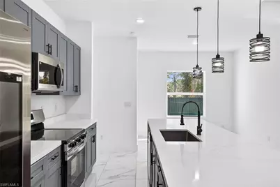 801 Pinecastle Dr, Lehigh Acres, FL 33974 - Photo 4