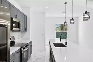 801 Pinecastle Dr, Lehigh Acres, FL 33974 - Photo 4