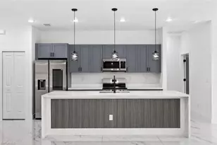 801 Pinecastle Dr, Lehigh Acres, FL 33974 - Photo 2