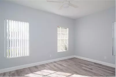 6119 Lake Front Dr, Fort Myers, FL 33908 - Photo 14