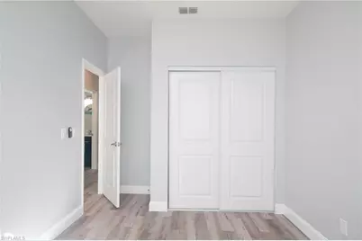 6119 Lake Front Dr, Fort Myers, FL 33908 - Photo 18