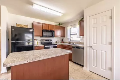 727 Morningview Ct, Lehigh Acres, FL 33974 - Photo 12