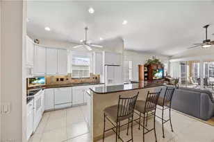 691 92nd Ave N, Naples, FL 34108 - Photo 6