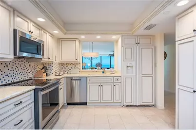 4751 Gulf Shore Blvd N #PH8, Naples, FL 34103 - Photo 4