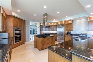 295 Grande Way, Naples, FL 34110 - Photo 6