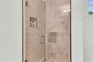 200 Cays Dr, Naples, FL 34114 - Photo 16