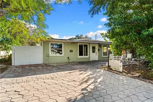 1204 Ridge St, Naples, FL 34103 - Photo 4