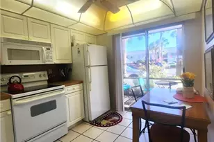 4069 Northlight Dr, Naples, FL 34112 - Photo 4