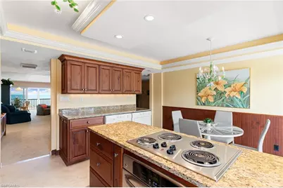 2171 Gulf Shore Blvd N #201, Naples, FL 34102 - Photo 10