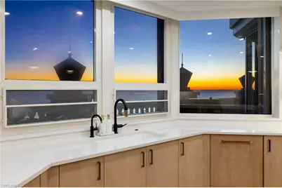 4021 Gulf Shore Blvd N #11, Naples, FL 34103 - Photo 10