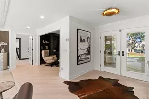 2570 Crayton Rd, Naples, FL 34103 - Photo 26