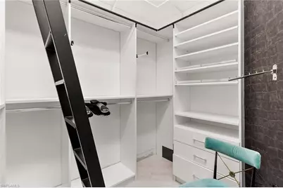 2570 Crayton Rd, Naples, FL 34103 - Photo 22