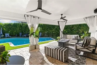 2570 Crayton Rd, Naples, FL 34103 - Photo 6