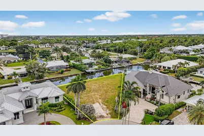 1693 Bonita Ct, Naples, FL 34102 - Photo 12