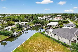 1693 Bonita Ct, Naples, FL 34102 - Photo 1