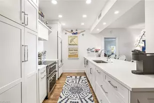 5801 Glencove Dr, Naples, FL 34108 - Photo 6