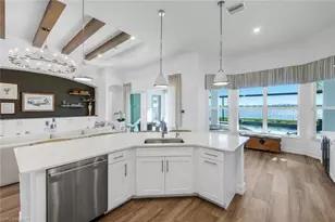 14630 Blue Bay Cir, Fort Myers, FL 33913 - Photo 10