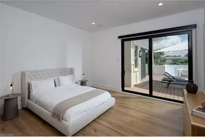 3770 Crayton Rd, Naples, FL 34103 - Photo 18