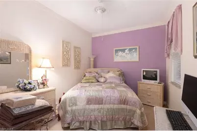 9850 Diamond Head Ln S, Fort Myers, FL 33919 - Photo 4