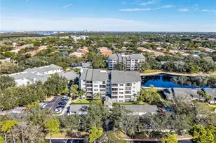 900 Arbor Lake Dr, Naples, FL 34110 - Photo 22