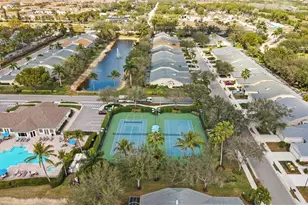 8185 Tauren Ct, Naples, FL 34119 - Photo 46