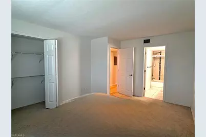 1001 Foxfire Ln #301, Naples, FL 34104 - Photo 8