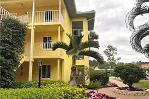 1001 Foxfire Ln, Naples, FL 34104 - Photo 16