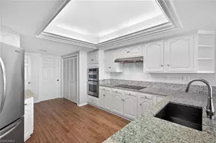 6075 Pelican Bay Blvd, Naples, FL 34108 - Photo 8