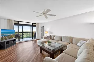 6075 Pelican Bay Blvd, Naples, FL 34108 - Photo 4