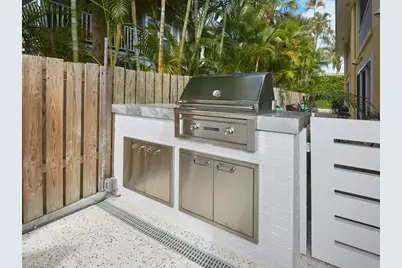 255 2nd Ave S #6, Naples, FL 34102 - Photo 20