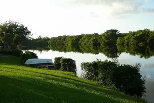 1315 Mainsail Dr, Naples, FL 34114 - Photo 10